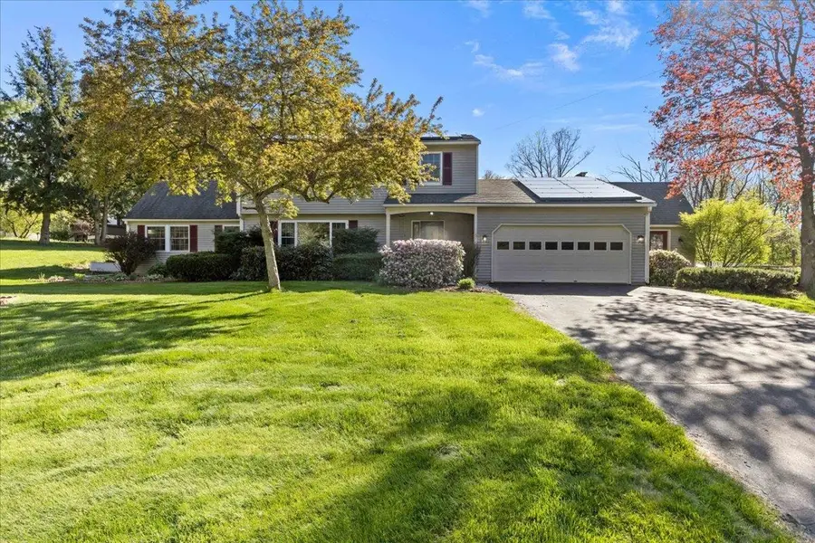67 Pinecrest Circle, Williston, VT 05495 - #2