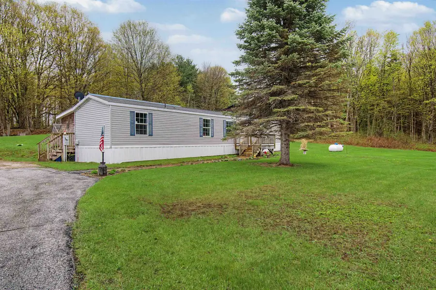 690 VT Route 105, Sheldon, VT 05483 - #3