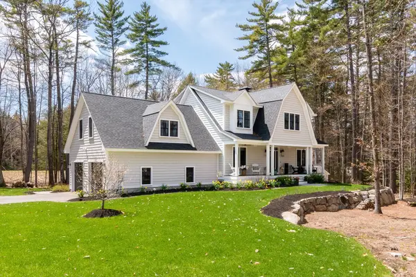 25 Clay Point Road, Alton, NH 03809