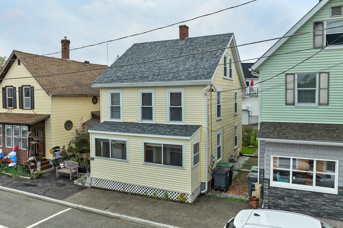 6 Central Street, Pembroke, NH 03275 - #1
