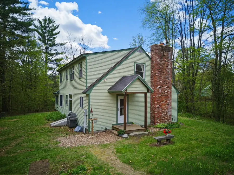16 Depot Street, New Boston, NH 03070 - #2