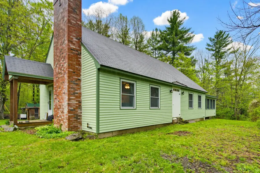 16 Depot Street, New Boston, NH 03070 - #3