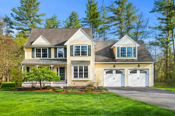 5 Spicebush Circle, Litchfield, NH 03052
