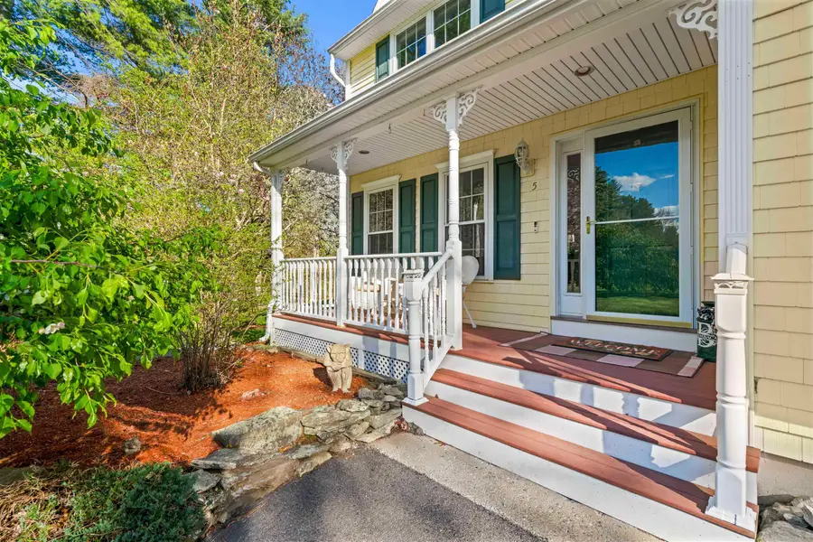 5 Spicebush Circle, Litchfield, NH 03052 - #2