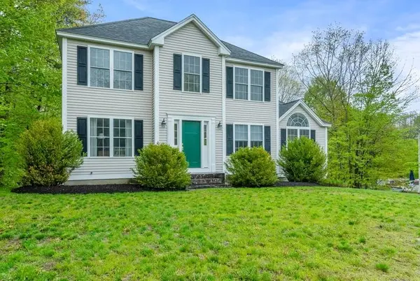 80 Ridgetop Lane, Henniker, NH 03242