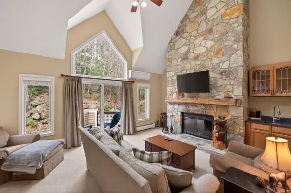 1D Townhouse Square #8, Dover, VT 05356