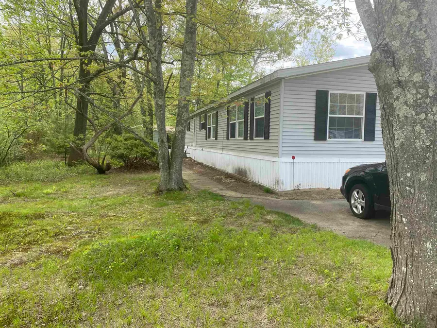 30 Stacey Avenue, Seabrook, NH 03874 - #3
