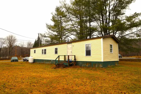 17 Robinson Road, Lincoln, VT 05443
