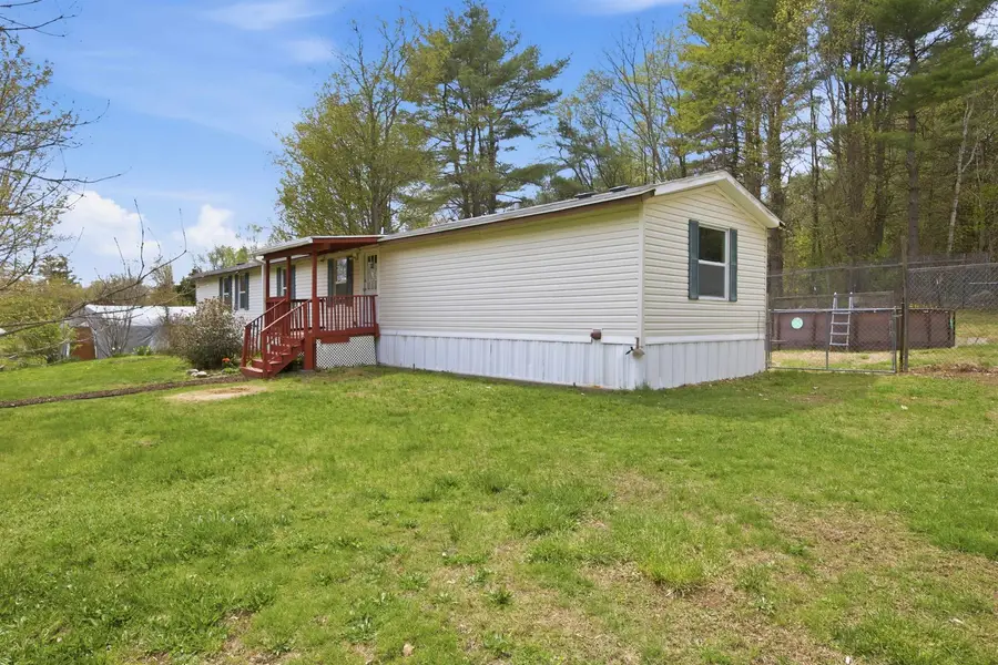 215 Leavitt Road, Pittsfield, NH 03263 - #3