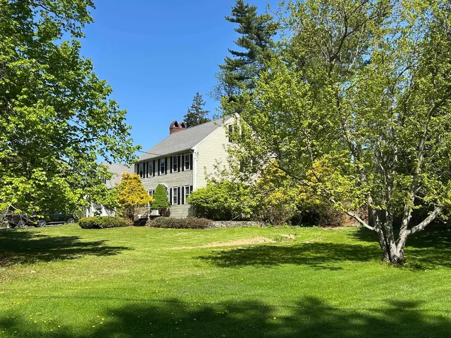 9 Oak Ridge Road, Kensington, NH 03833 - #2