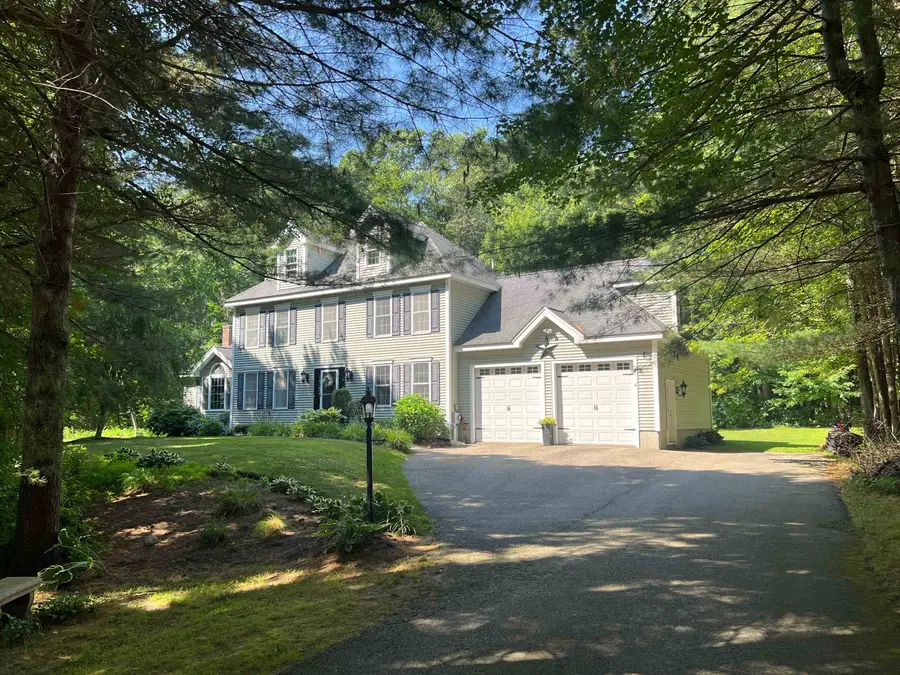 4 Felicia Drive, Newton, NH 03858 - #2