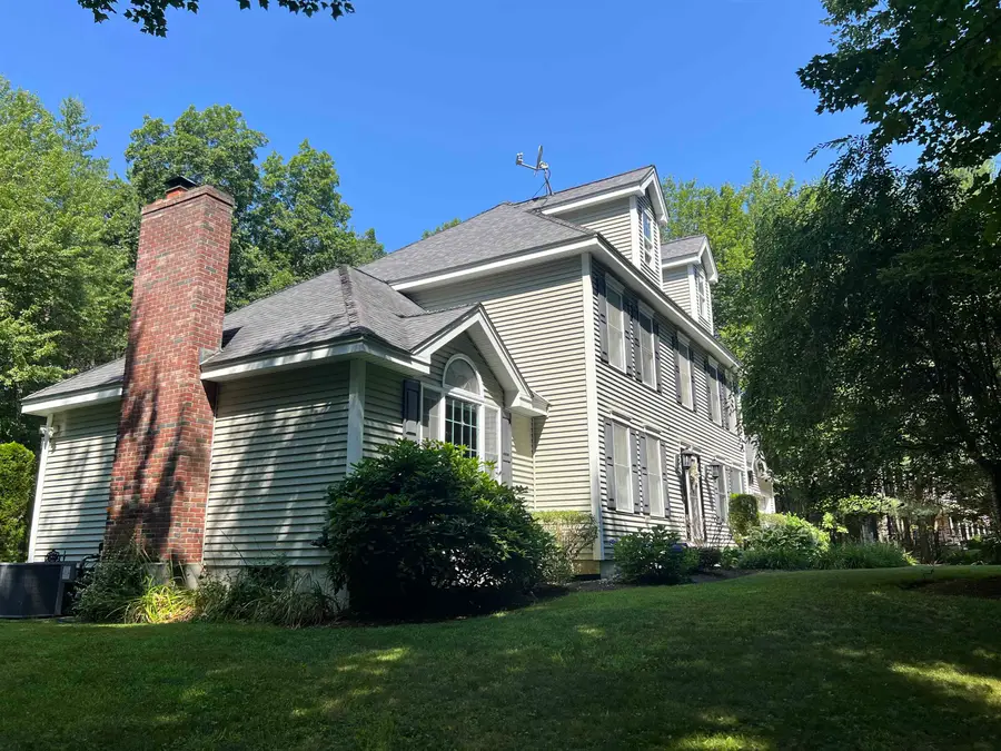 4 Felicia Drive, Newton, NH 03858 - #3