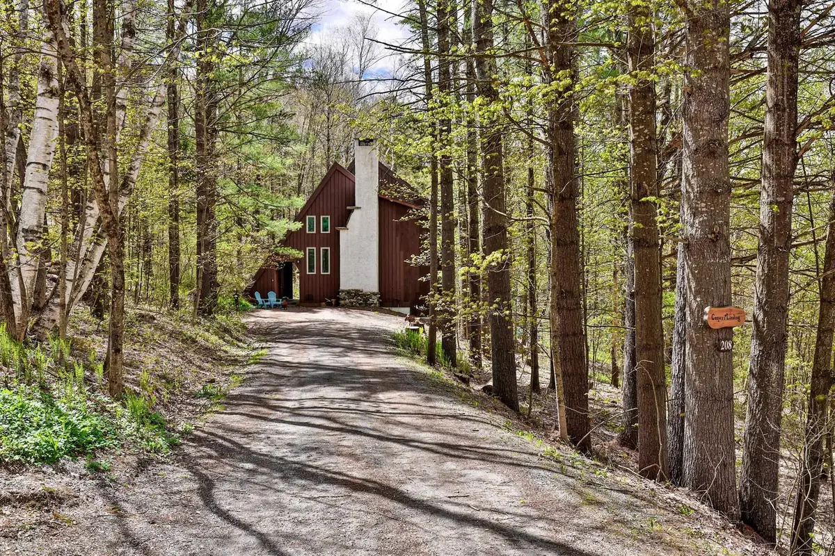 208 Great Hawk Road, Rochester, VT 05767 - #1