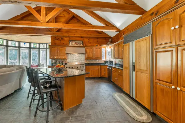 65 Green Mountain Road, Effingham, NH 03882