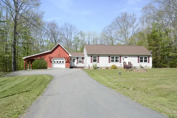 30 Acorn Drive, Winchester, NH 03470