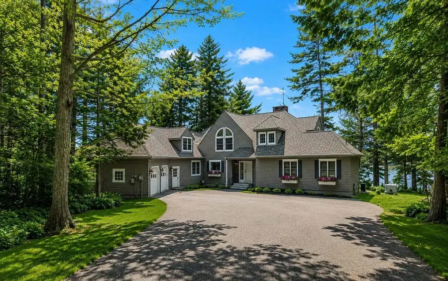 986 Lakeshore Drive, New London, NH 03257 - #2