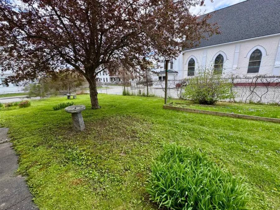 11 Pine Street, Woodsville, NH 03785 - #3