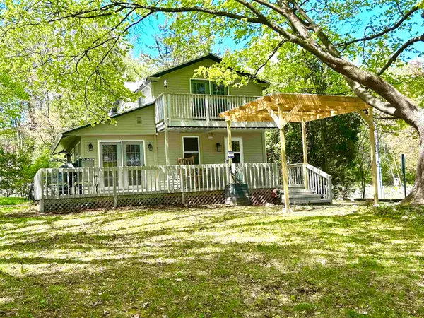 112 East Avenue, Burlington, VT 05401