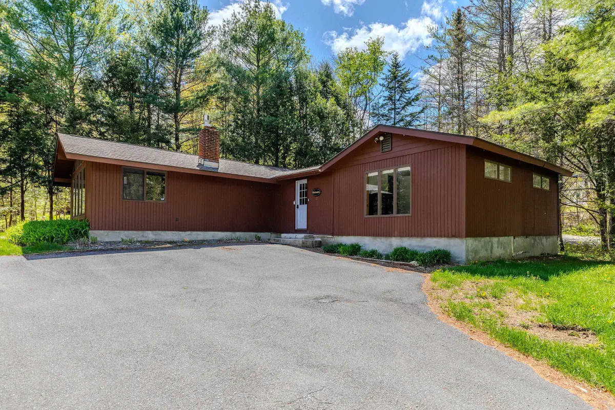 9 Mountain Acres Road, Jamaica, VT 05343 - #1
