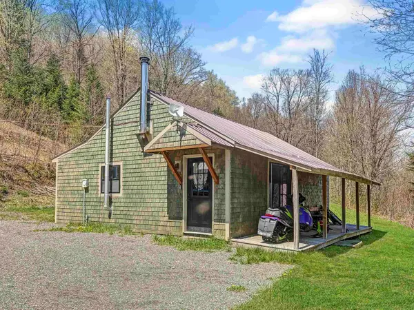 36 Moss Drive, Stewartstown, NH 03576