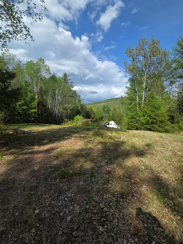 Rock Creek Drive, Haverhill, NH 03765