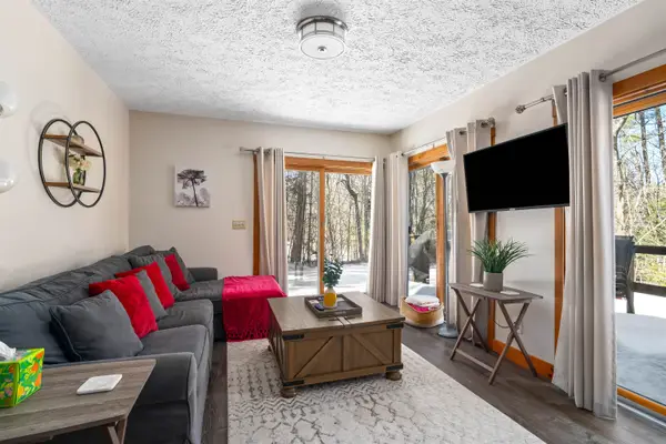 17 Burgdorf Drive, Madison, NH 03849