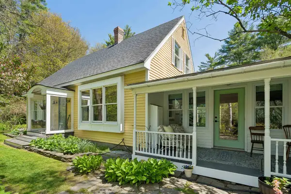 71 Old Oak Lane, Hartland, VT 05048