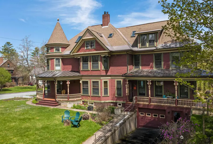 154 Boynton Avenue, Saint Johnsbury, VT 05819 - #3