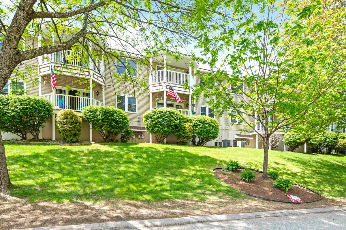 690 S Porter Street #31, Manchester, NH 03103 - #1