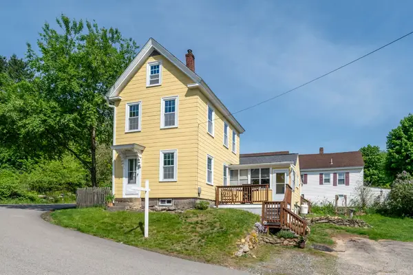 5 Pine Valley Street, Wilton, NH 03086