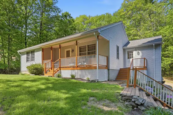 83 Hampstead Road, Sandown, NH 03873