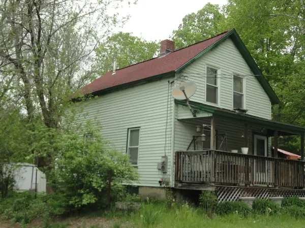 40 Parkview Street, Newport, NH 03773