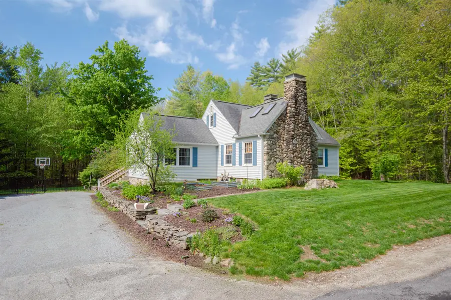 1038 Farrington Corner Road, Hopkinton, NH 03229 - #2
