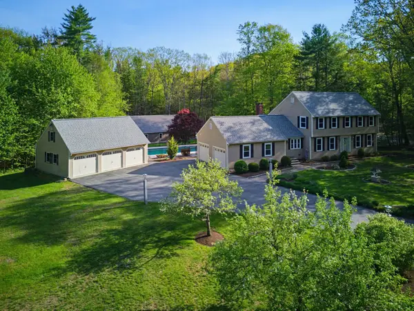 17 Dudley Road, Brentwood, NH 03833