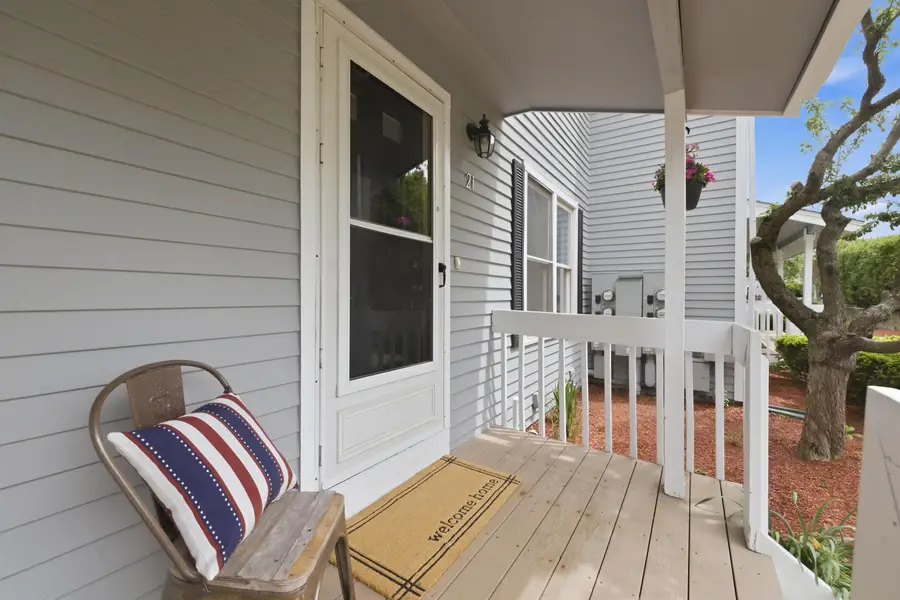 21 Sullivan Court, Salem, NH 03079 - #3