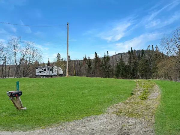279 & 284 Hall Stream Road, Canaan, VT 05902