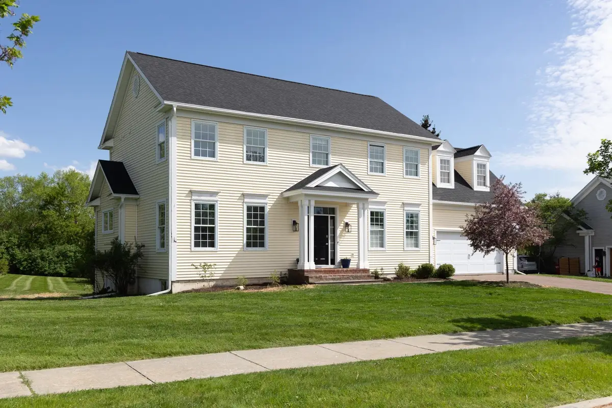37 Tabor Place, South Burlington, VT 05403 - #1