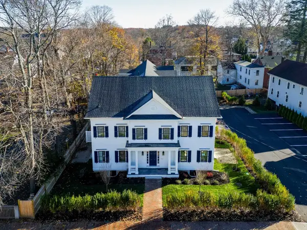 136 Locust Street #102, Dover, NH 03820