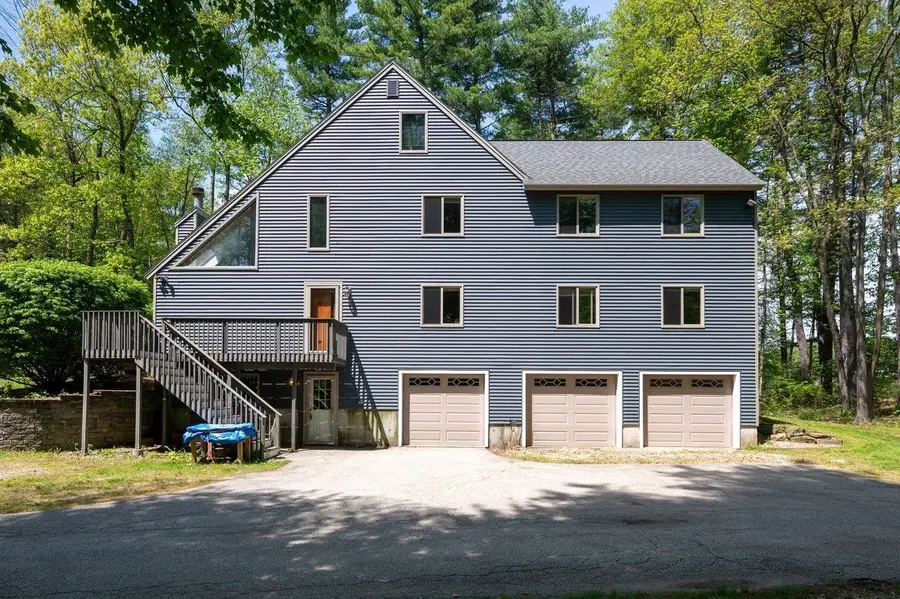 8 Seasons Lane, Londonderry, NH 03053 - #3