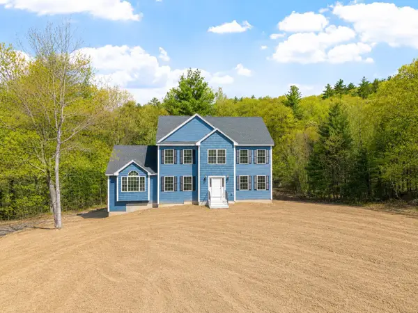 22 Benoit Avenue, Pelham, NH 03076