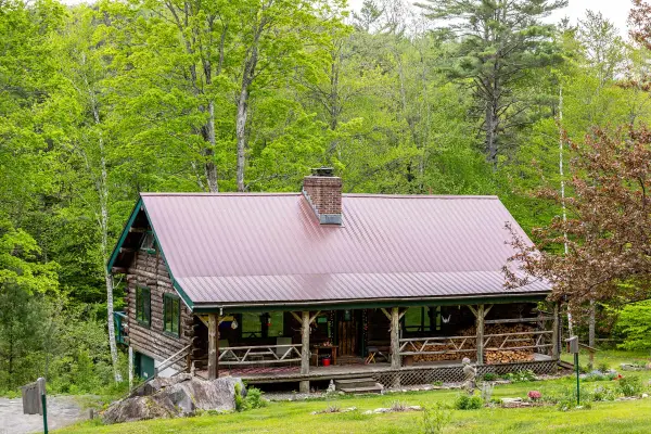 287 Powder Mill Road, Londonderry, VT 05148