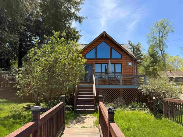 336 Spruce Street, Newport City, VT 05855