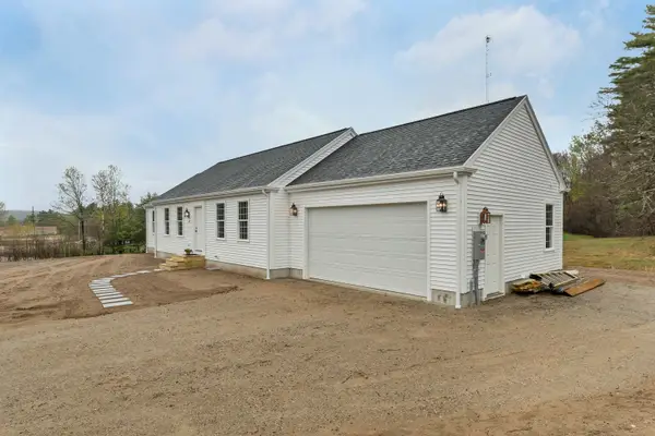 12 Piper Street, Franklin, NH 03235