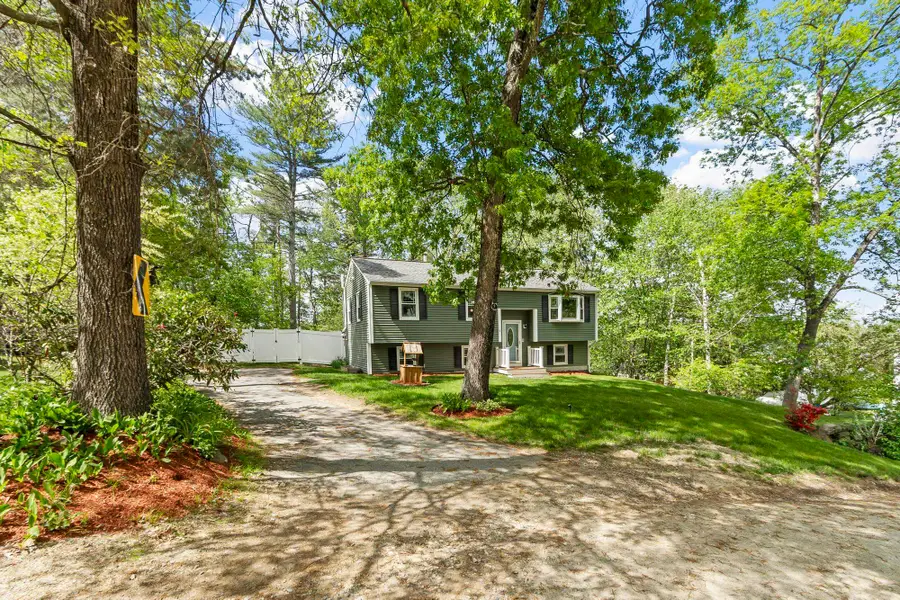 9 Ford Avenue, Salem, NH 03079 - #3