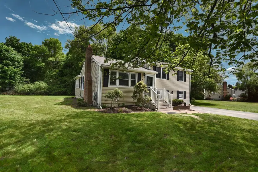 14 Centerville Drive, Salem, NH 03079 - #2