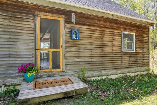 2150 Parker Road, Vershire, VT 05079