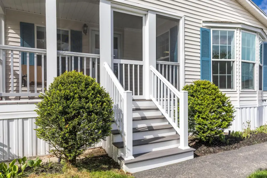 27 Watercress Drive, Rochester, NH 03868 - #3