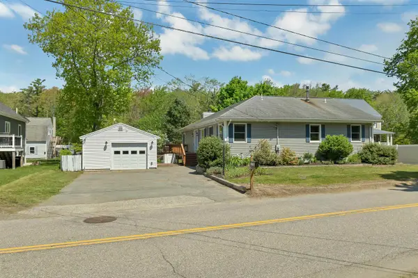 15 Adams Avenue, Seabrook, NH 03874
