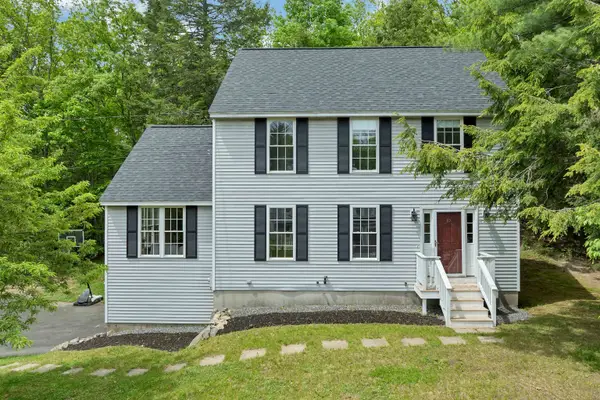 10 Edwin Lane, Newmarket, NH 03857