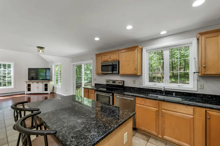 10 Edwin Lane, Newmarket, NH 03857 - #2